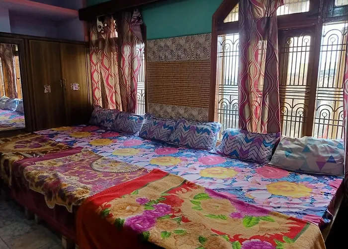 Kashi Annapurna Guest House
